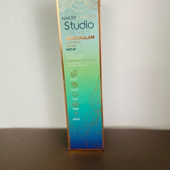 Almost Famous Studio Series Instaglam Hair Straightener (Royal Turqoise) NWT main image 4